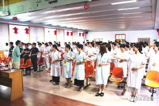 學習禮儀，提升服務——深澤縣醫(yī)院服務規(guī)范培訓會廣告設計